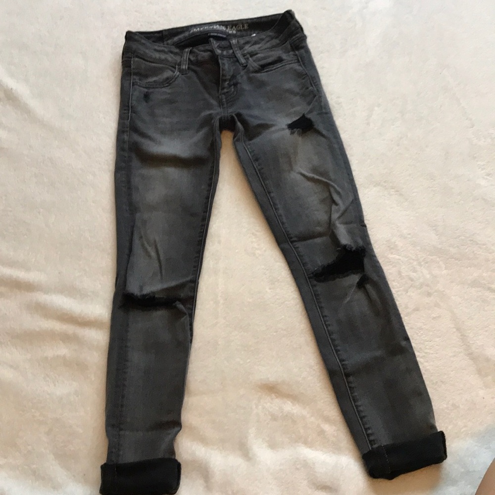 Black ripped skinny jeans